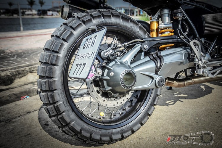 BMW R Nine T phien ban do Tracker 